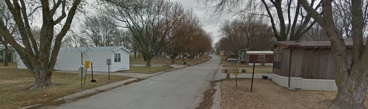 Villa Village: 2404 N 8th St, Red Oak, IA 51566